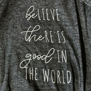 Women’s light sweatshirt